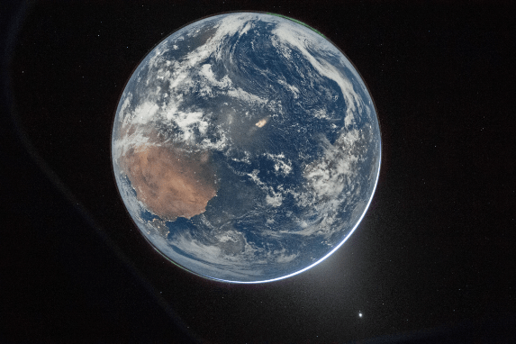 An eclipse of the Sun by Earth seen from behind the Moon — Artemis II crew photo